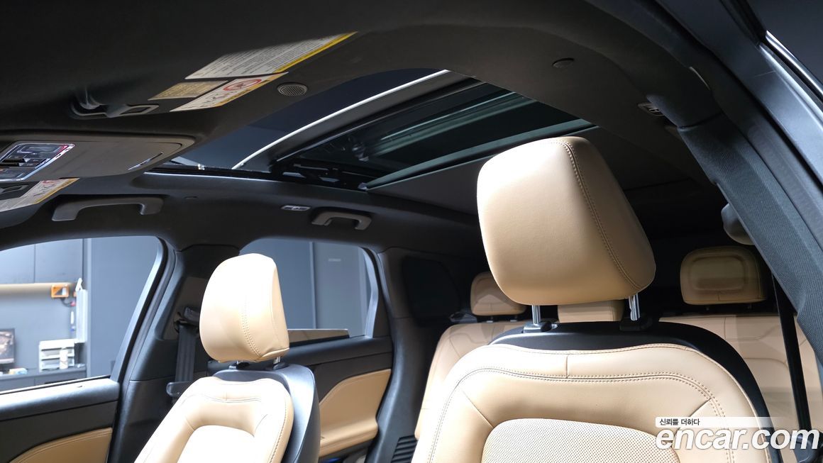 Lincoln Corsair 2021