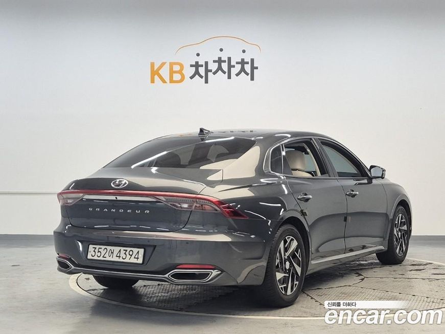 Hyundai Grandeur 2022