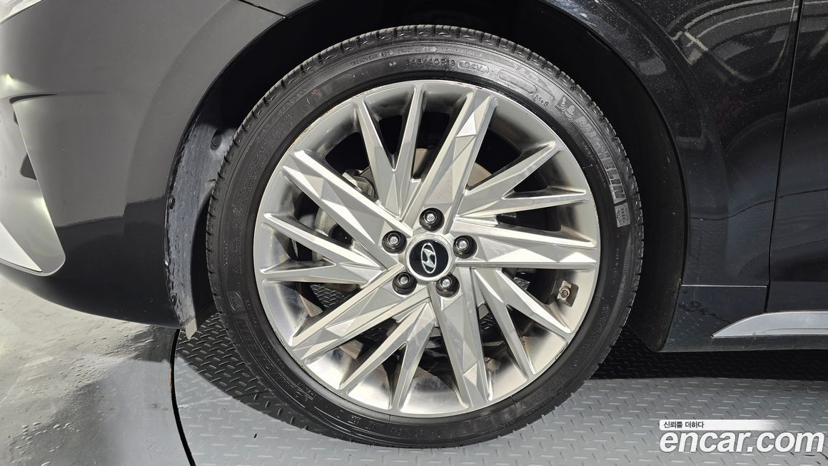 Hyundai Grandeur 2022