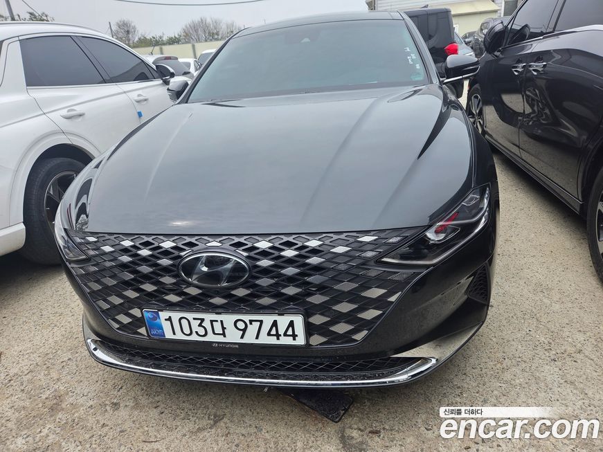 Hyundai Grandeur 2022