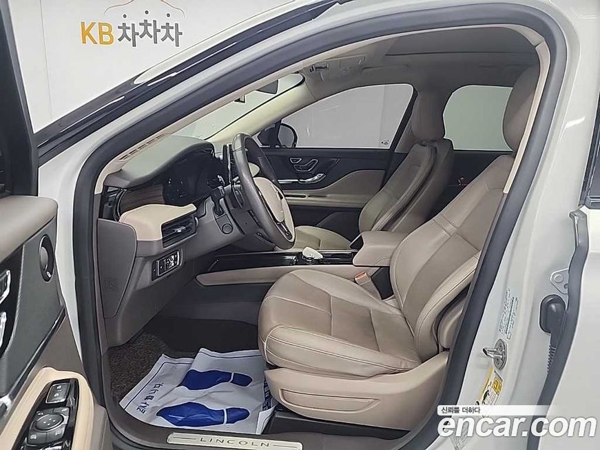 Lincoln Corsair 2021