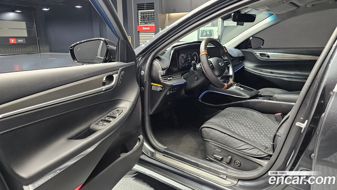 Hyundai Grandeur 2020