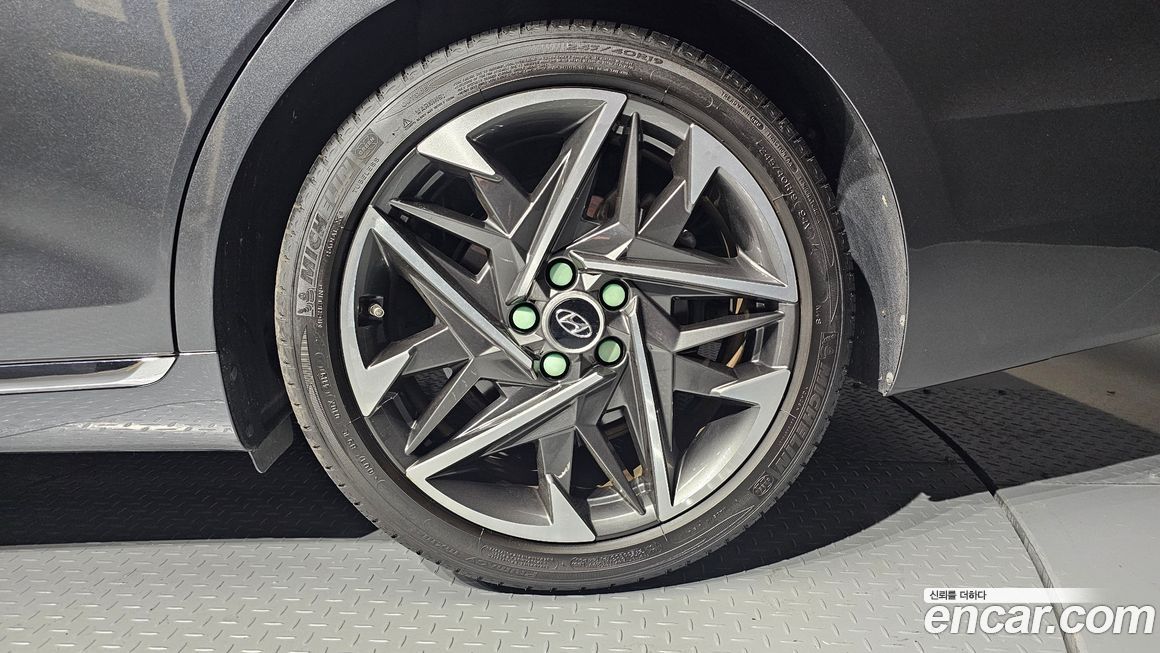 Hyundai Grandeur 2020