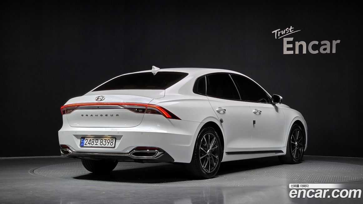 Hyundai Grandeur 2022