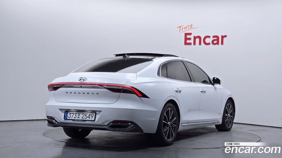 Hyundai Grandeur 2021