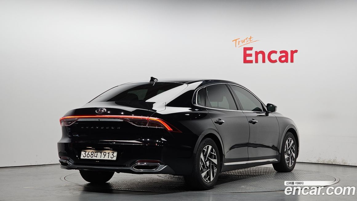 Hyundai Grandeur 2022