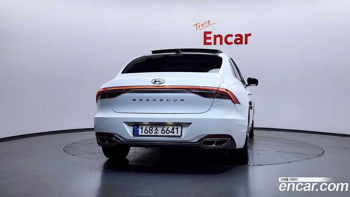 Hyundai Grandeur 2020