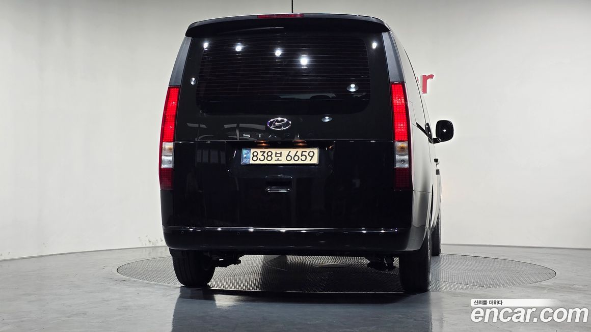 Hyundai Staria 2023