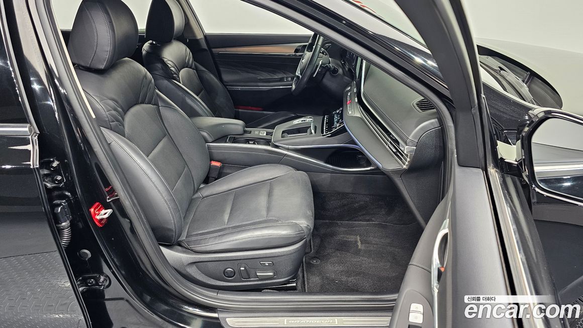 Hyundai Grandeur 2021