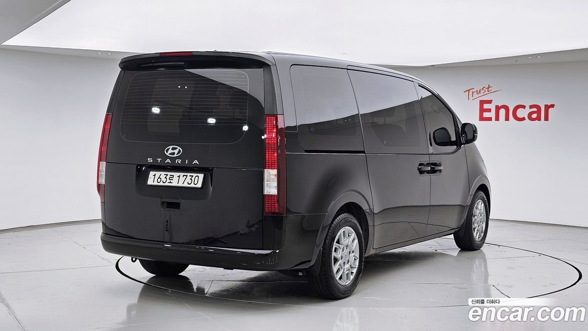 Hyundai Staria 2022