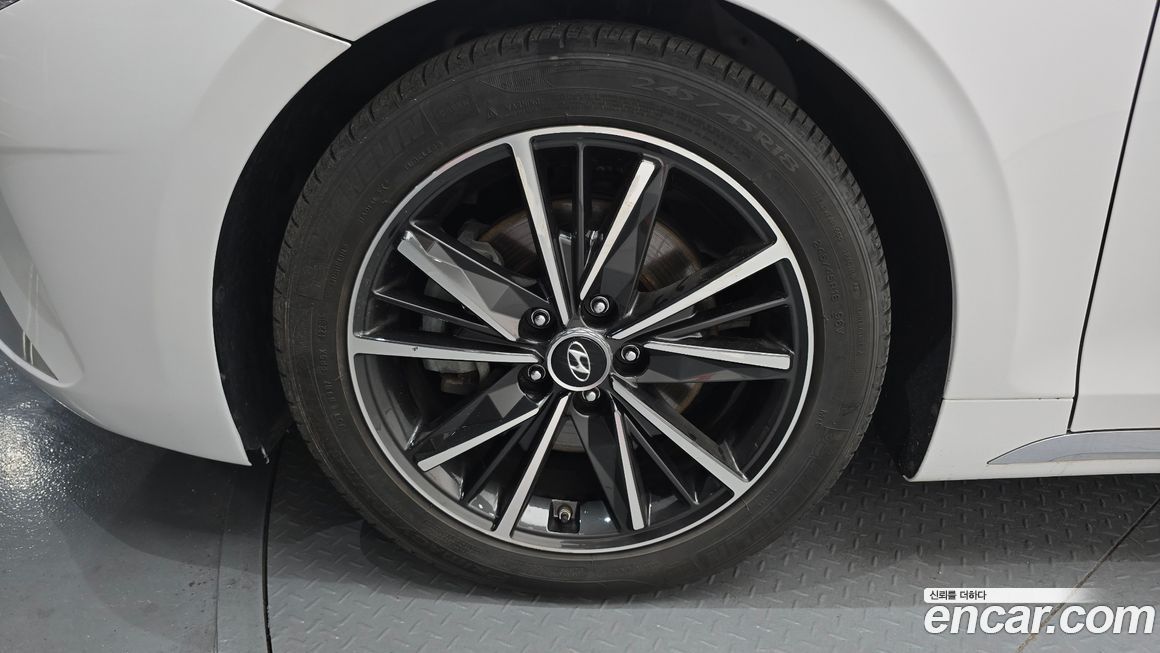 Hyundai Grandeur 2021