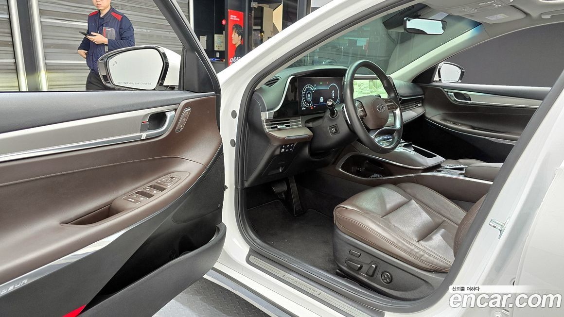 Hyundai Grandeur 2021