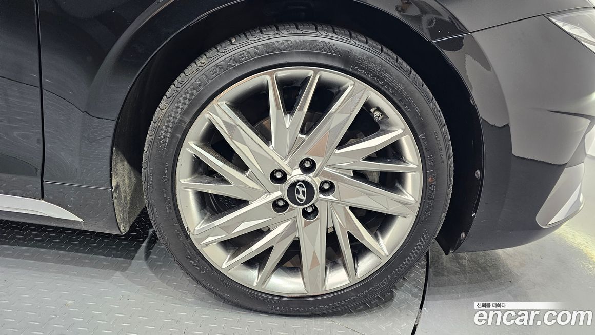 Hyundai Grandeur 2021