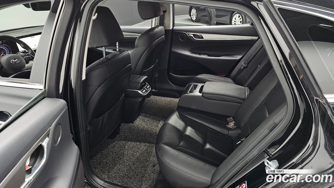 Hyundai Grandeur 2022