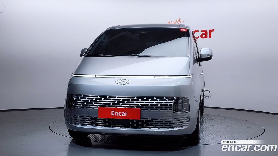 Hyundai Staria 2024