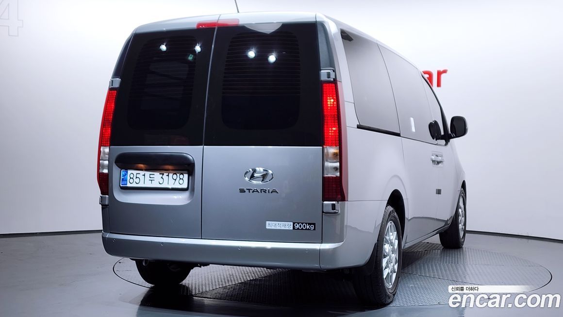 Hyundai Staria 2024