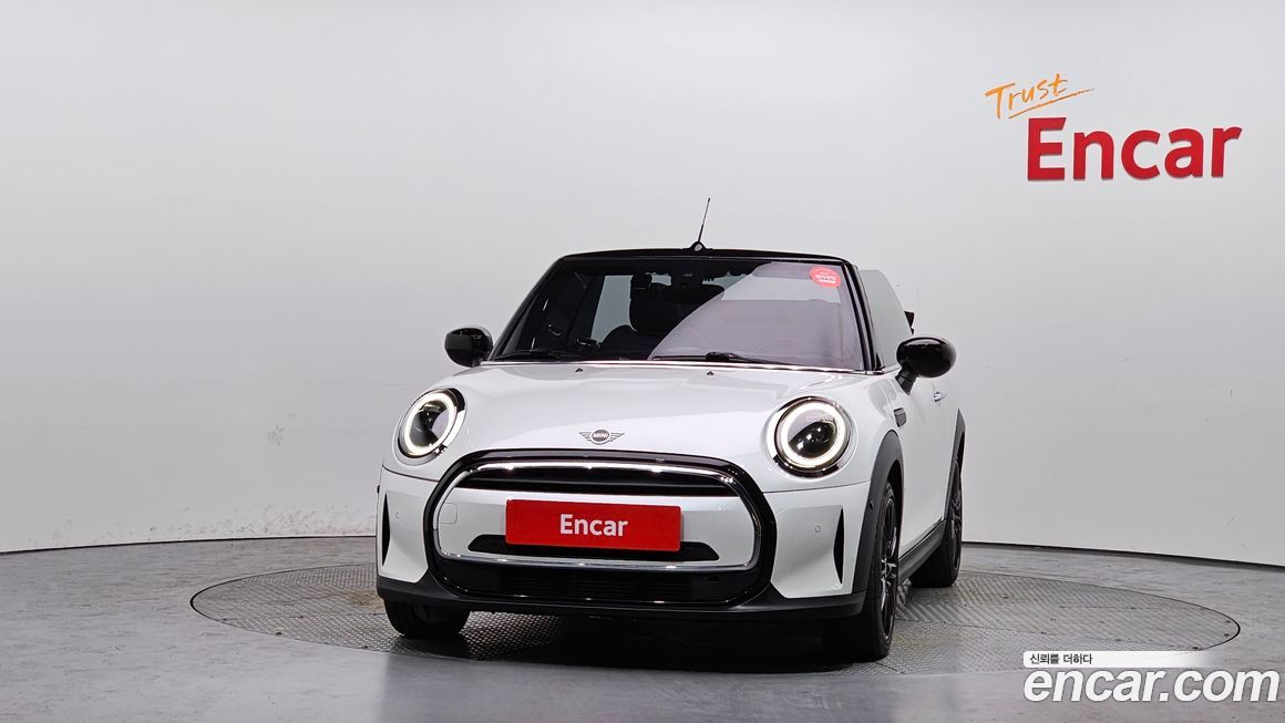 Mini Cooper Convertible 2024