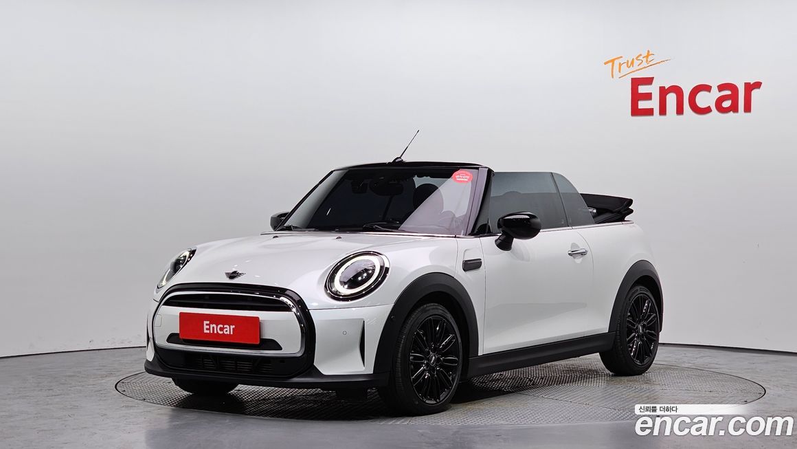 Mini Cooper Convertible 2024