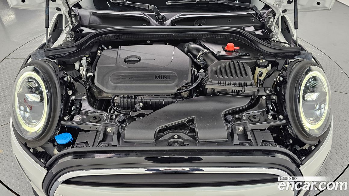 Mini Cooper Convertible 2024