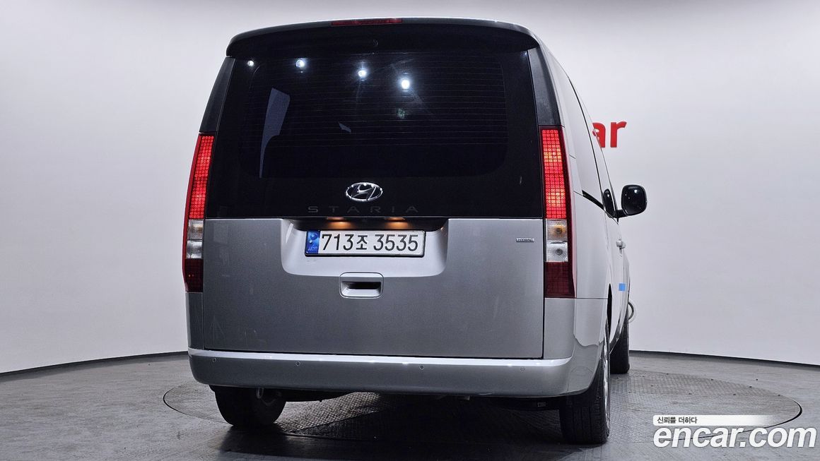Hyundai Staria 2023