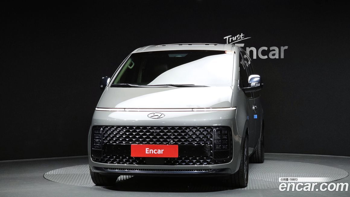 Hyundai Staria 2022
