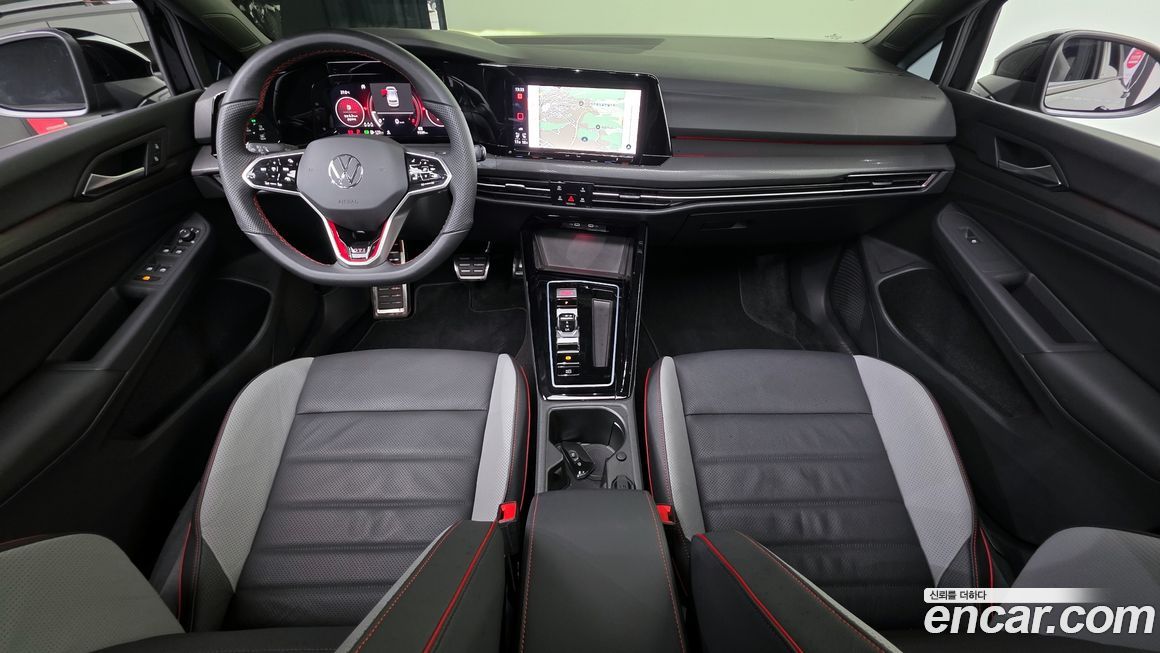 Volkswagen Golf 2024