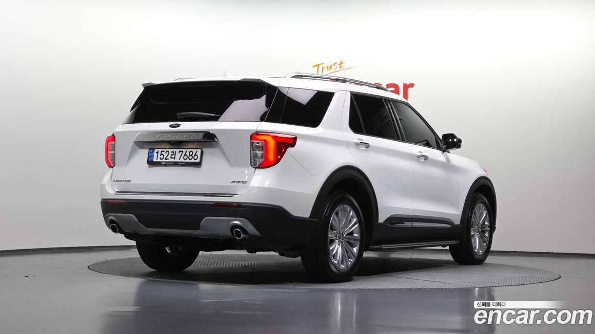 Ford Explorer 2023