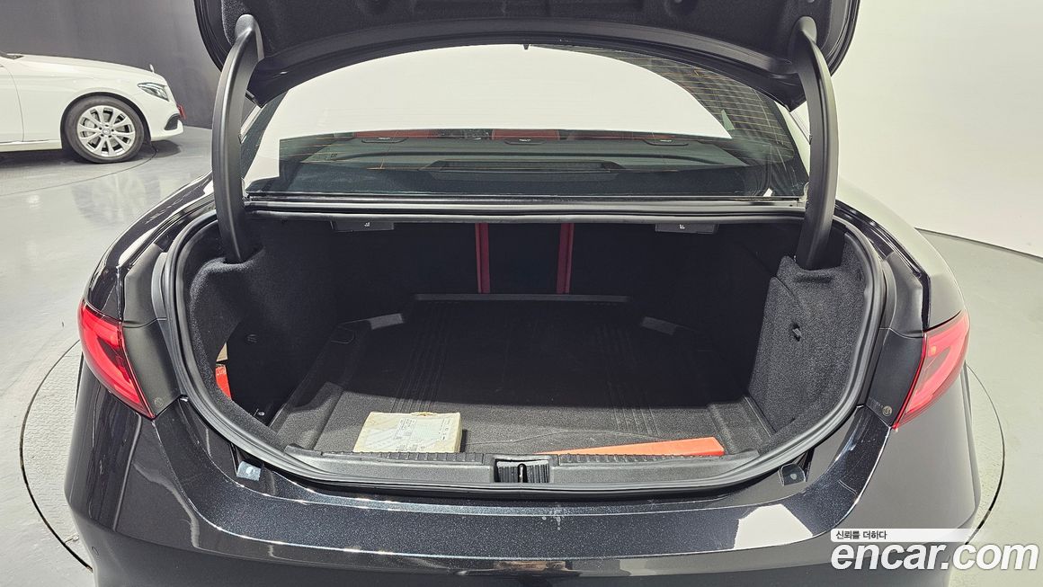 Alfa Romeo Giulia 2017