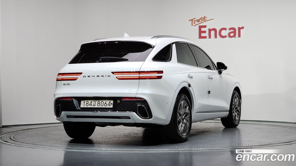 Genesis GV70 2021