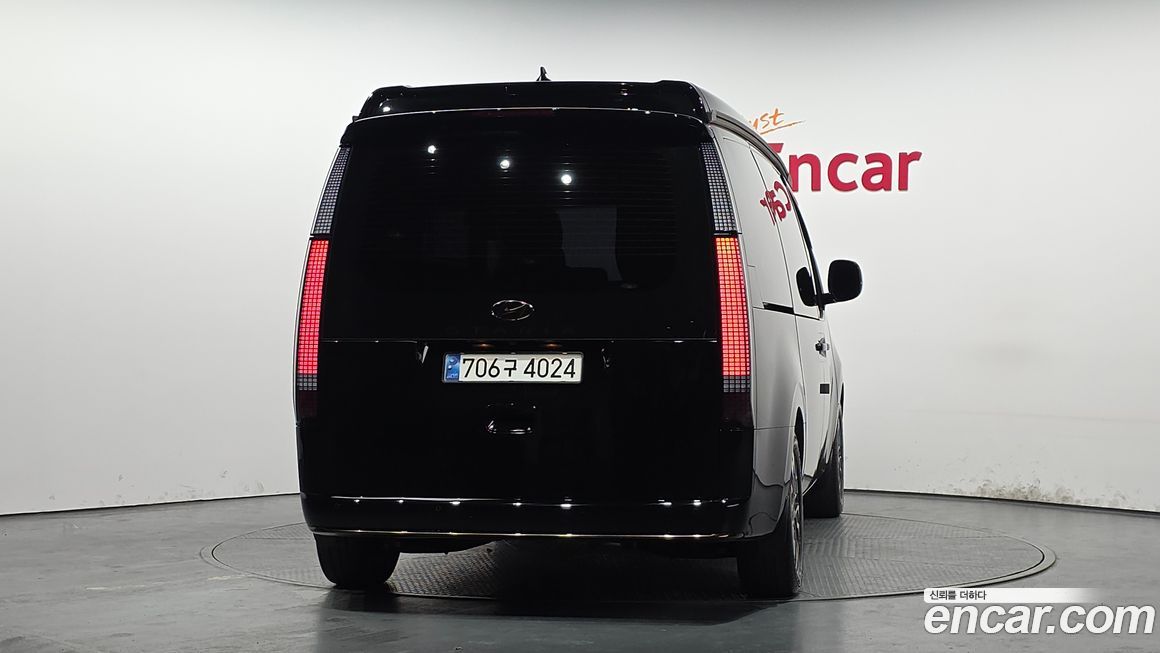 Hyundai Staria 2023