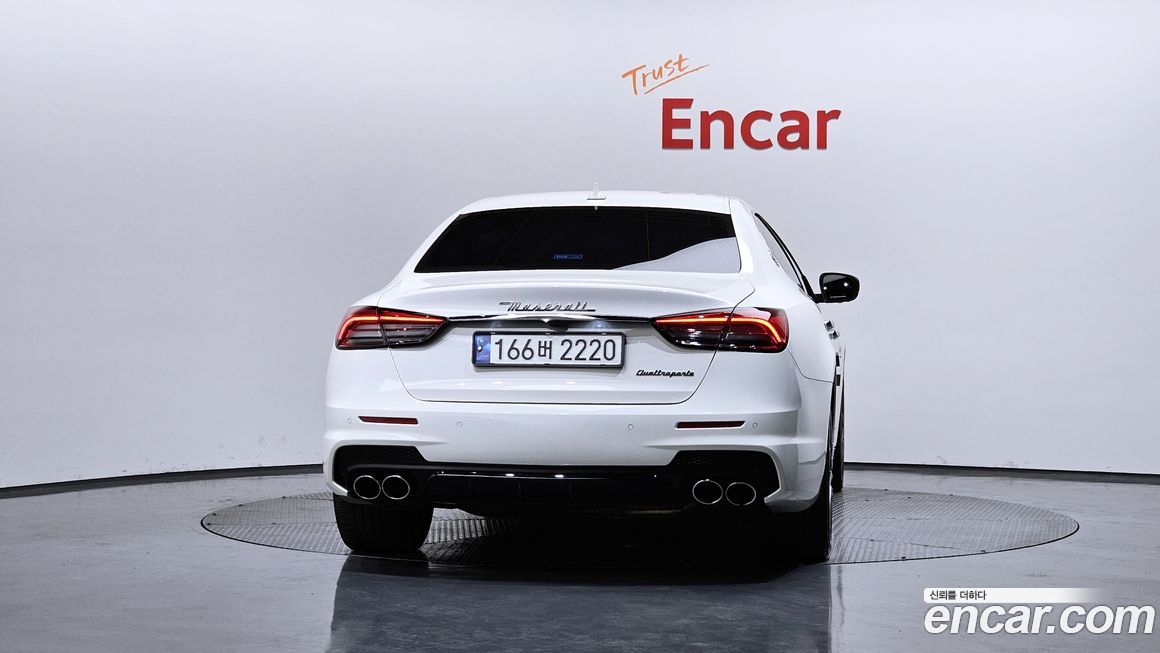 Maserati Quattroporte 2018