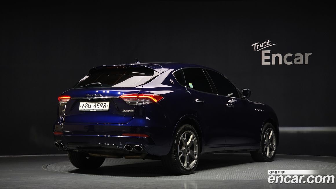Maserati Levante 2017