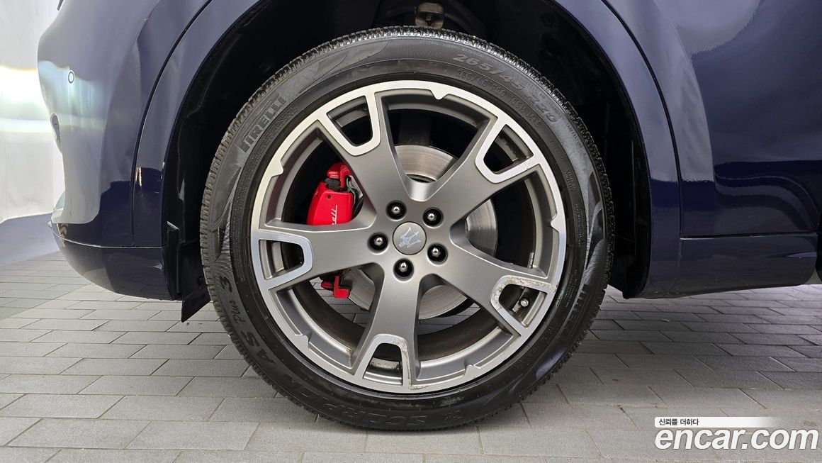 Maserati Levante 2017