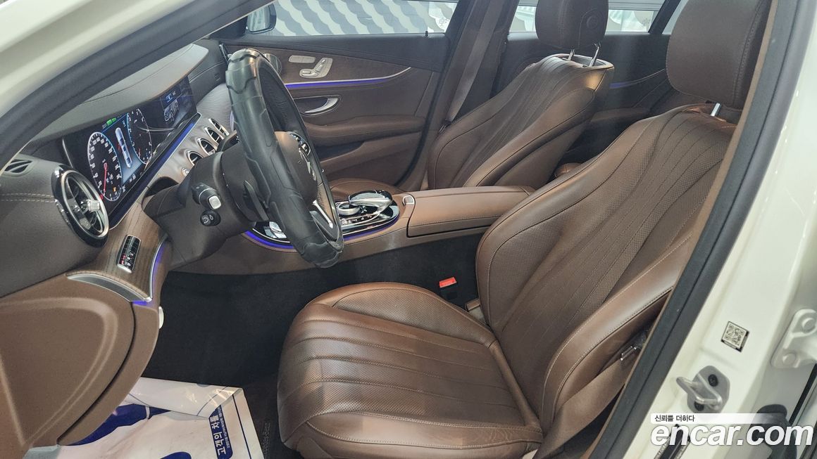 Mercedes-Benz E-Class 2020