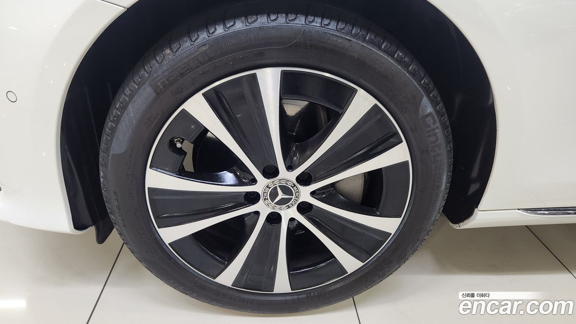 Mercedes-Benz E-Class 2020