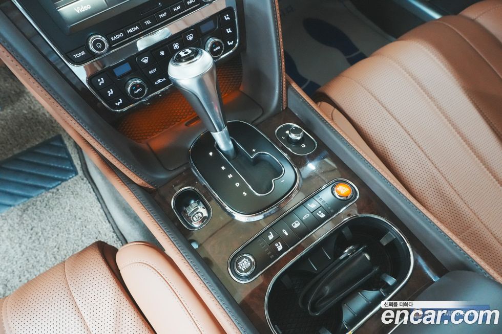 Bentley Flying Spur 2016