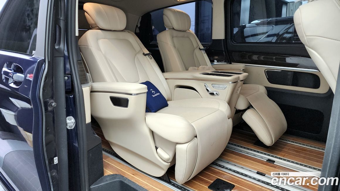 Mercedes-Benz V-Class 2022