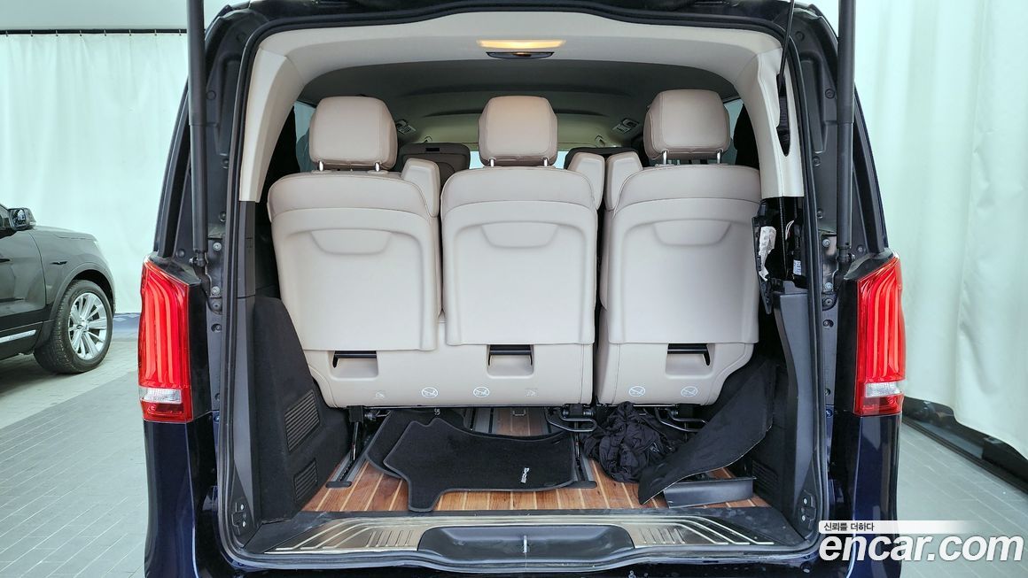 Mercedes-Benz V-Class 2022