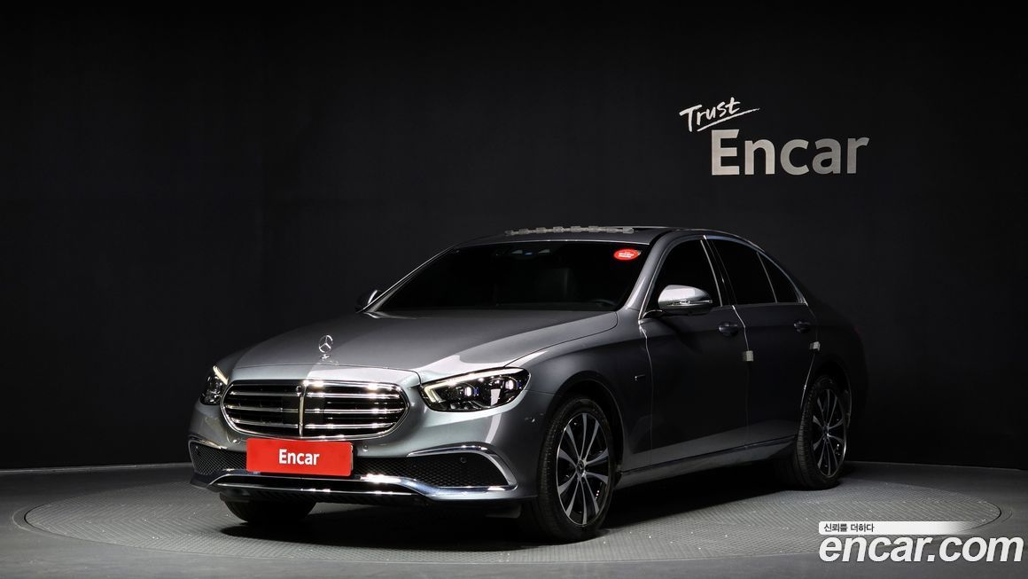 Mercedes-Benz E-Class 2021