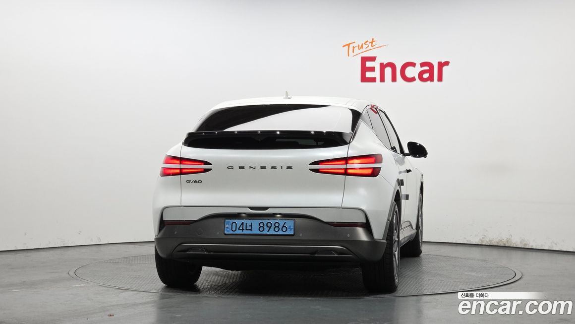 Genesis GV60 2023