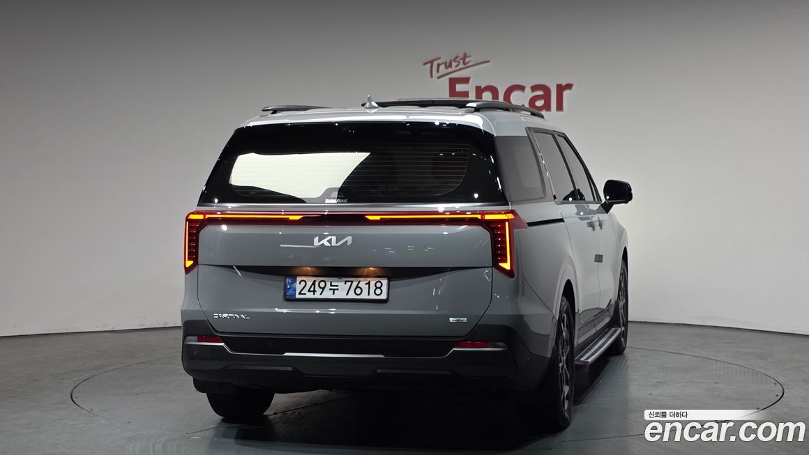 Kia Canival 2024