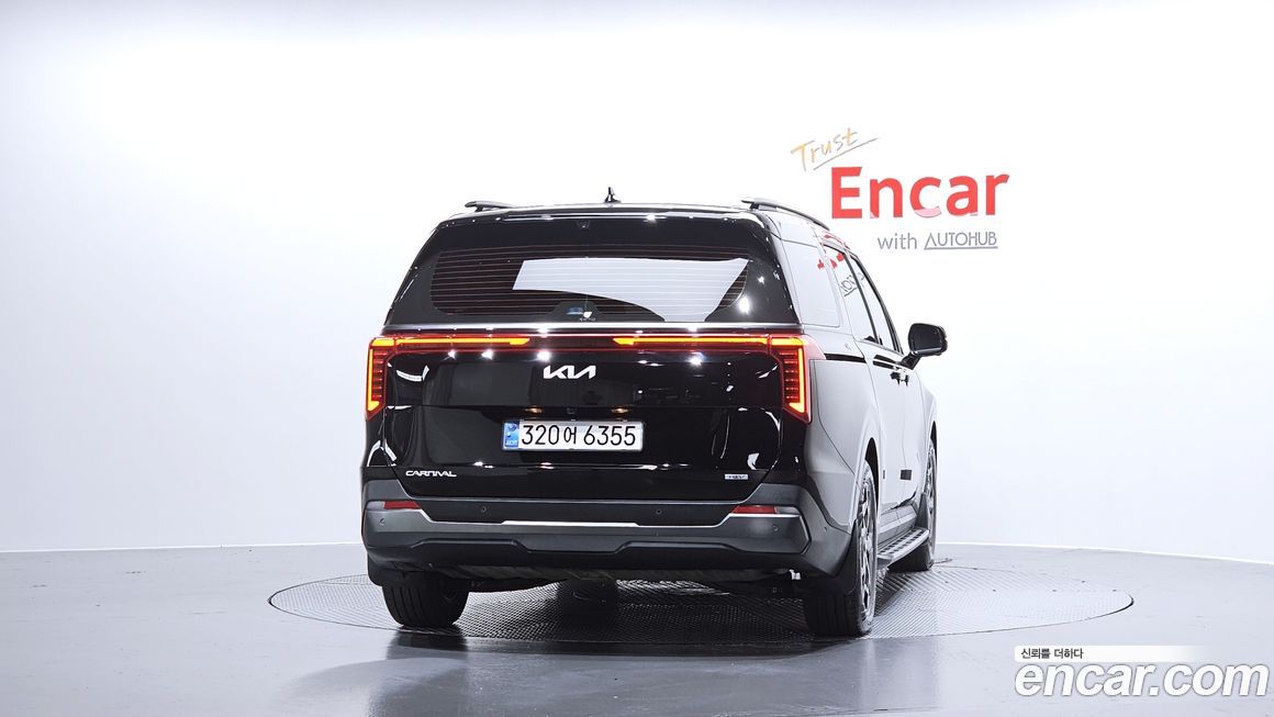 Kia Canival 2024