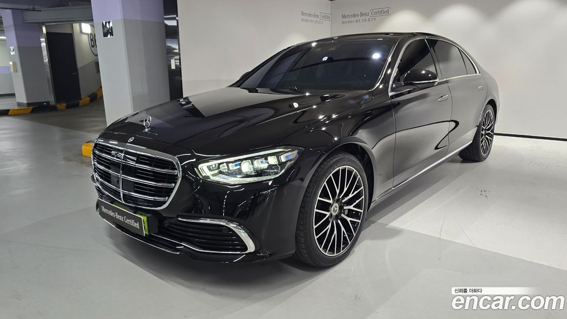 Mercedes-Benz S-Class 2025