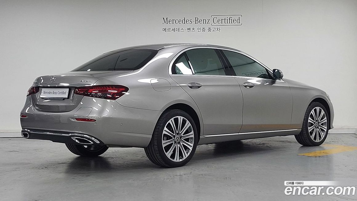 Mercedes-Benz E-Class 2023