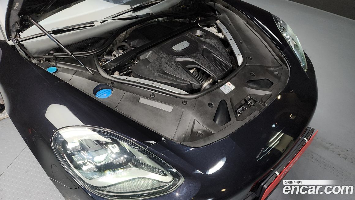 Porsche Panamera 2020