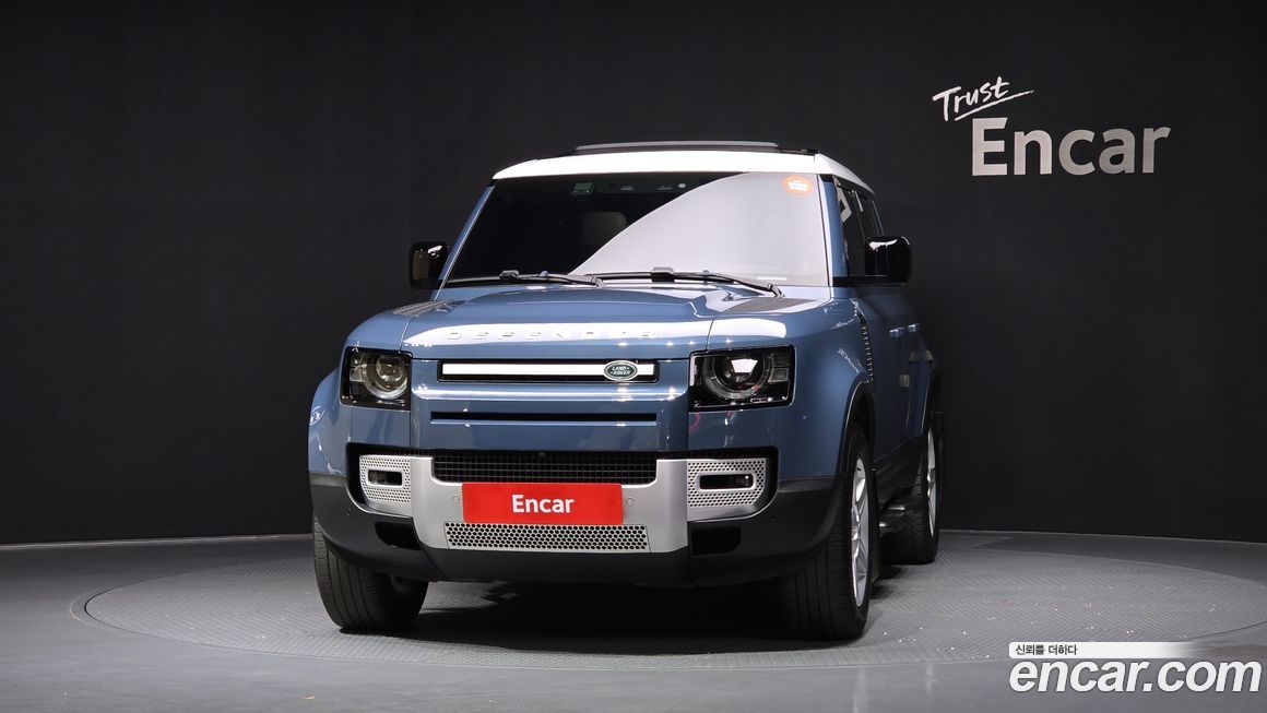 Land Rover Defender 2022