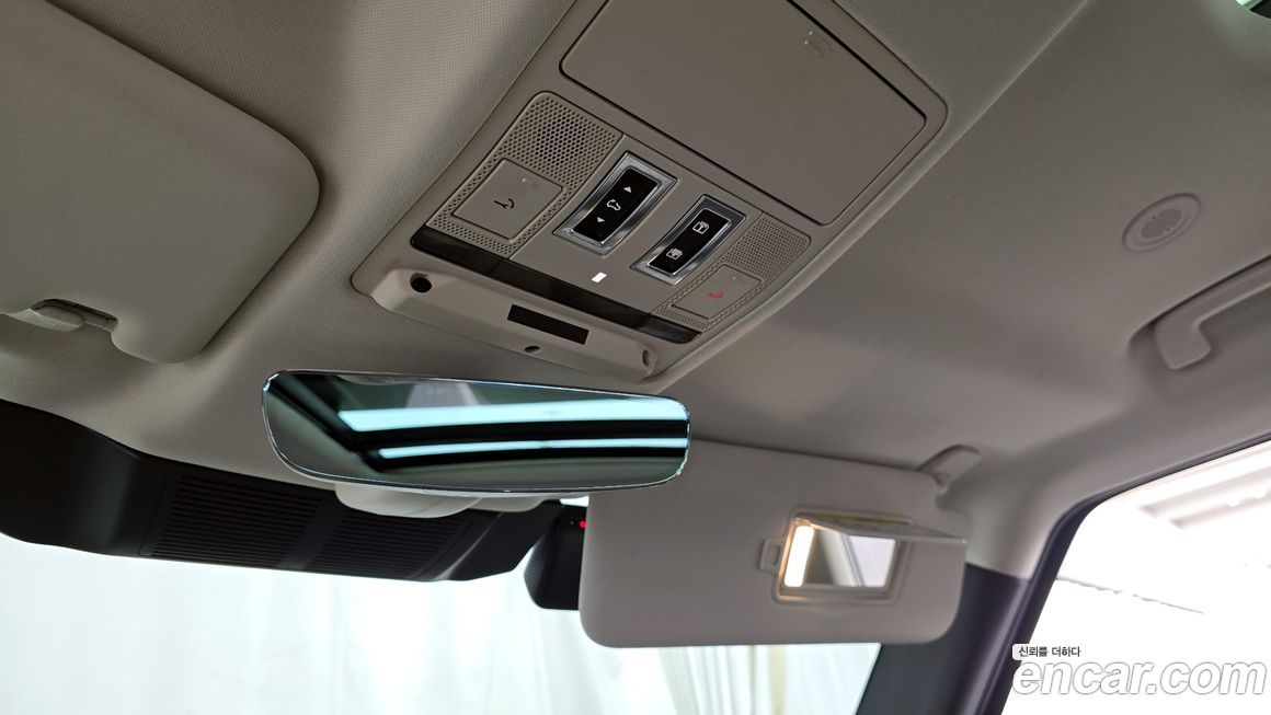 Land Rover Defender 2022