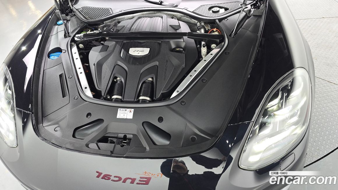 Porsche Panamera 2018