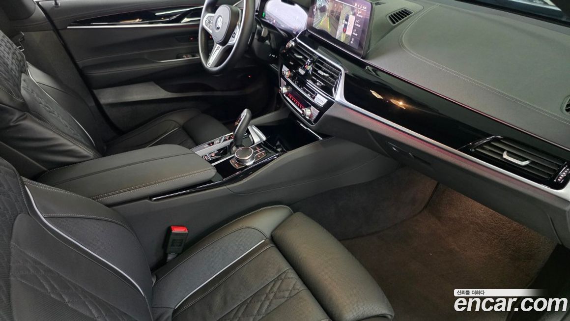 BMW Gran Turismo 2024