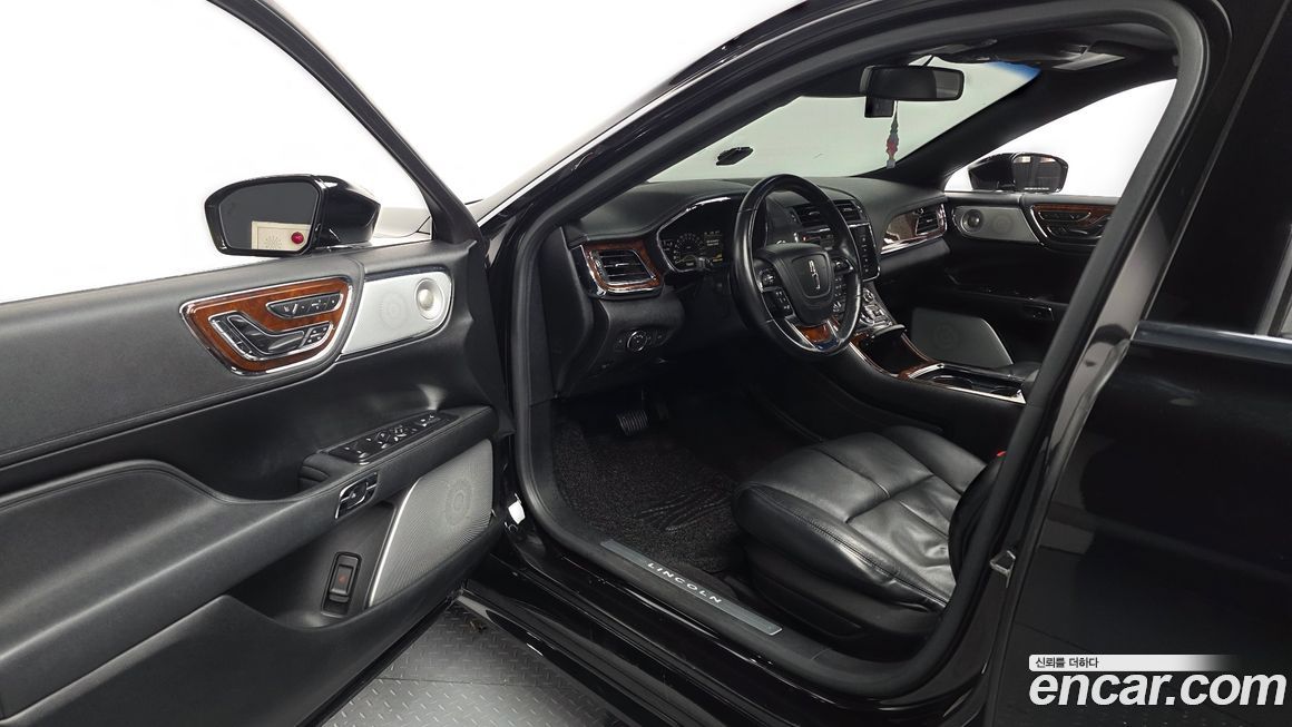 Lincoln Continental 2017